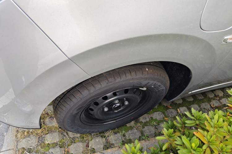 Used Wuling Hongguang New Energy 2024 All-Electric Model 300KM Practical Version