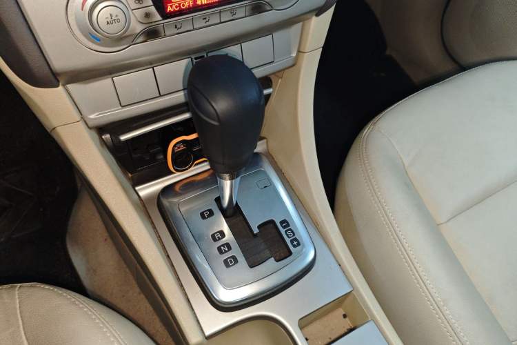 Used Ford Focus 2013 Hatchback Classic 1.8L Automatic Fashion Edition