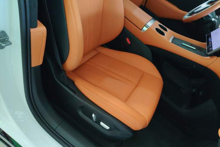 Used  YU7 2025 Ultra-Long Range Rear-Wheel Drive Version
