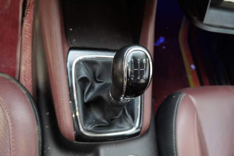 Used Changan Lingxuan 2017 1.6L Manual Happiness Edition