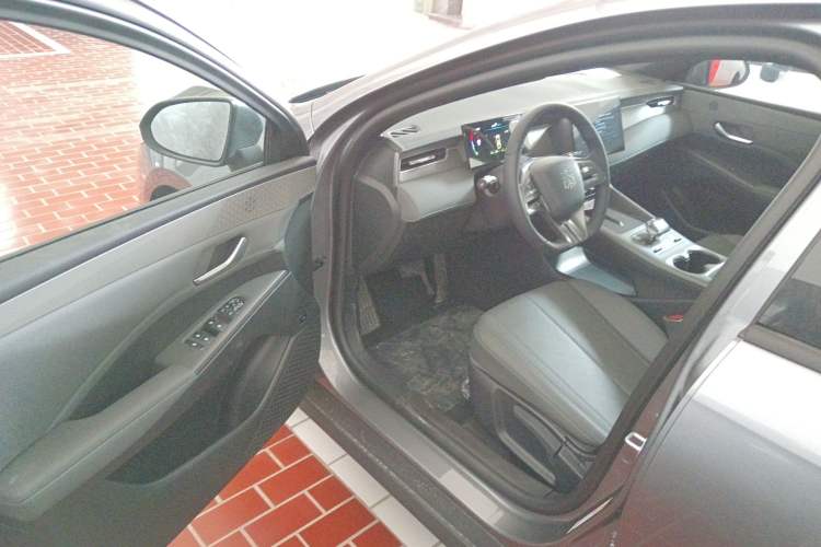 Used BYD Qin PLUS 2025 DM-i Smart Drive 55KM Leading Model