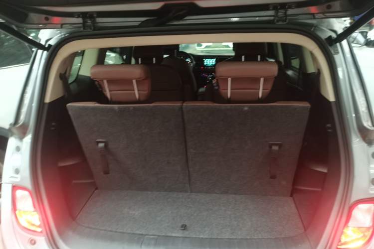 Used Buick GL6 2019 18T 6-Seater Connected Luxury Version China VI Standard
