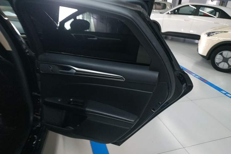 Used Ford Mondeo 2017 Facelifted EcoBoost 180 Fashion Edition
