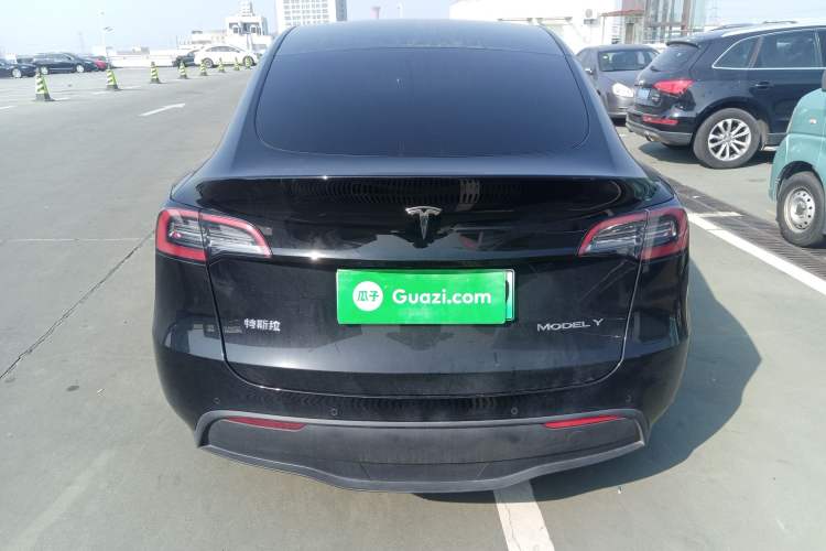 Used Tesla Model Y 2022 Rear-Wheel-Drive Version
