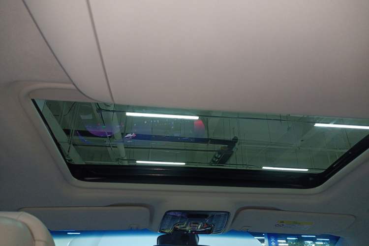 Used Buick GL8 New Energy 2024 Lu Zun Luxury Edition 7-Seater
