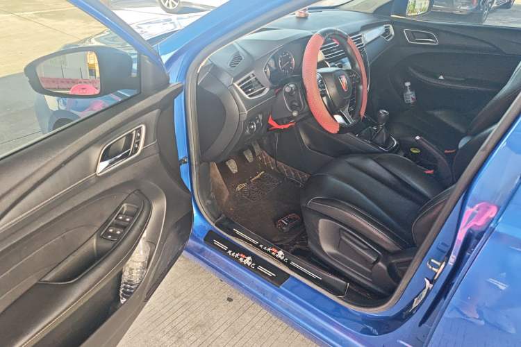 Used Roewe i5 2020 1.5L Manual 4G Connect Leehao Flagship Edition
