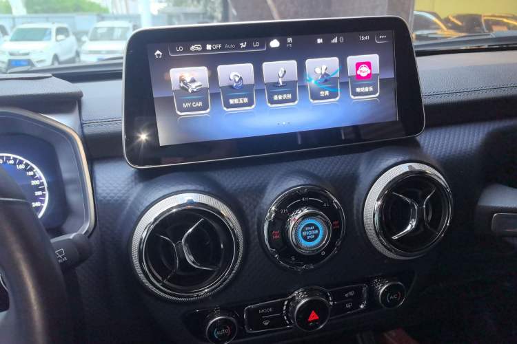 Used Beijing Auto BJ40 2021 2.3T Automatic Four-Wheel Drive Blade Hero Edition Supreme Version
