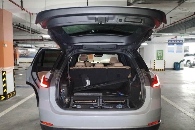 Used Nio ES8 2020 580 km Range 7-Seater Version