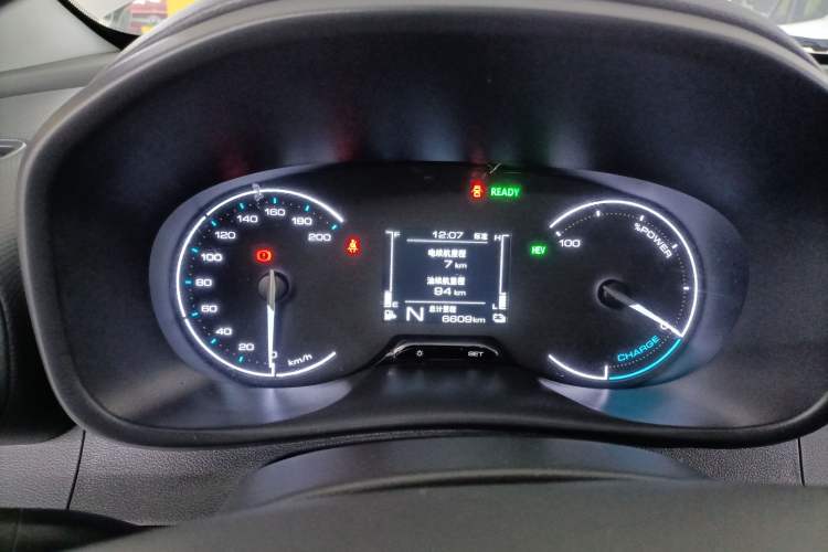 Used Wuling Hongguang New Energy 2025 Extended-Range Hybrid 50KM Comfort Version