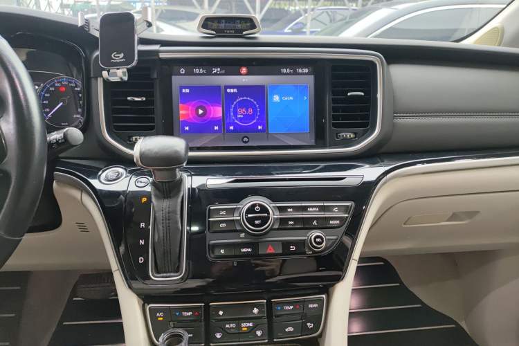 Used GAC Trumpchi M8 2018 320T Luxury Edition
