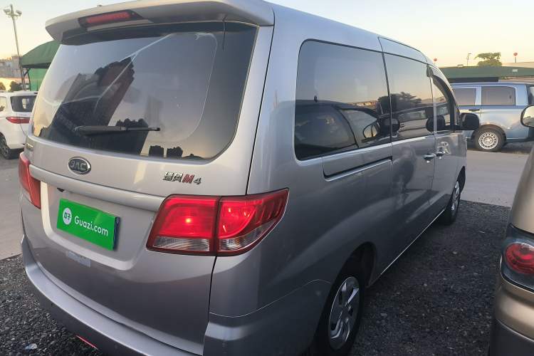 Used  M4 2016 2.0L manual Comfort trim level
