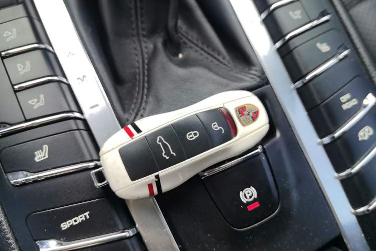 Used Porsche Macan 2014 Macan S 3.0T
