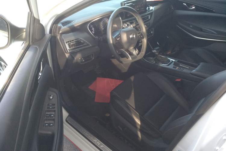 Used Changan Ruicheng CC 2021 Blue Whale Edition 1.5T DCT Luxury Model
