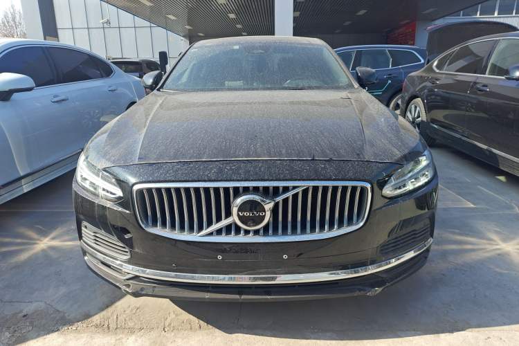 Used Volvo S90 New Energy 2024 Plug-in Hybrid Four-Wheel Drive Long-Range Luxury Smart Edition
