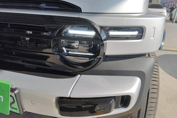 Used  V23 2025 501 Four-Wheel Drive Advanced Version
