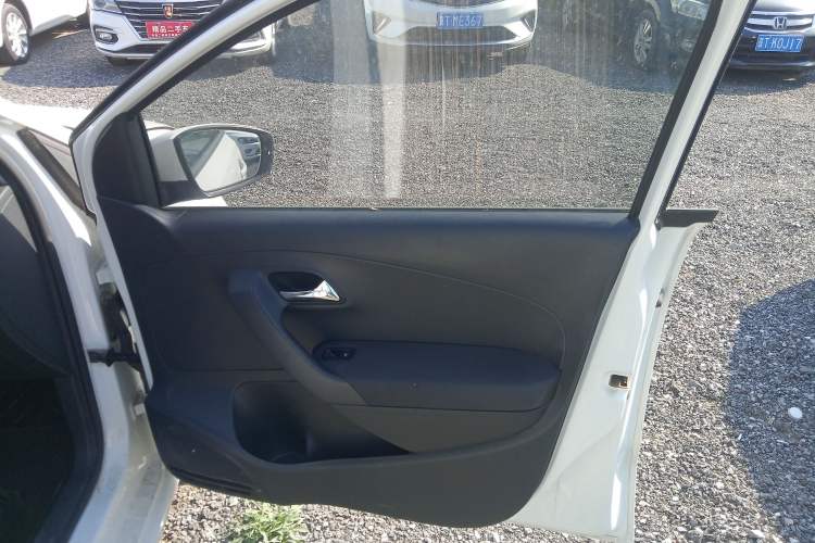 Used Volkswagen Polo 2018 1.5L Automatic Enjoyment Model
