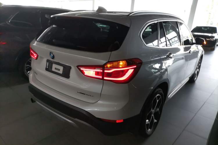 Used BMW X1 2018 sDrive18Li Luxury Model
