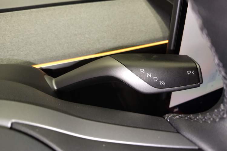 Used Tesla Model Y 2022 Rear-Wheel-Drive Version
