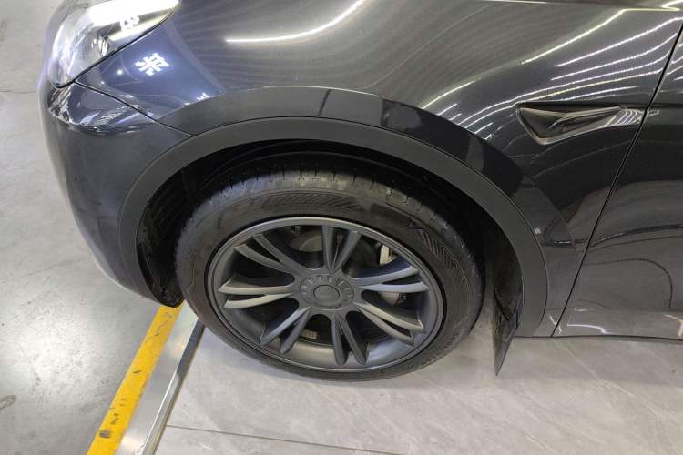 Used Tesla Model Y 2024 Rear-Wheel-Drive Version
