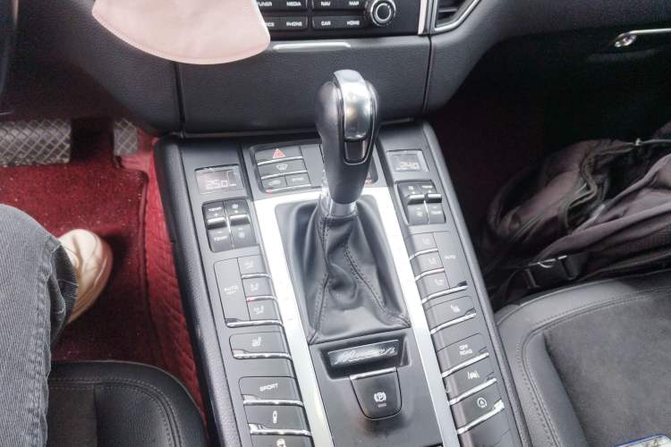 Used Porsche Macan 2017 Macan 2.0T