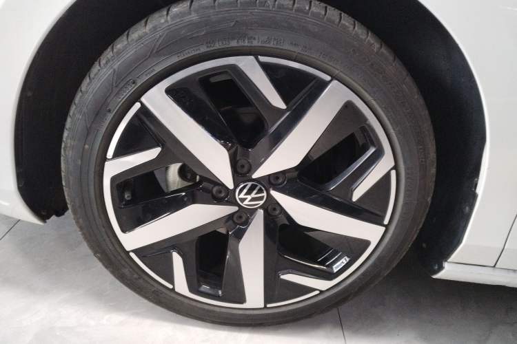 Used Volkswagen Lamando 2024 Lavida L 280TSI DSG Cool & Spicy Edition