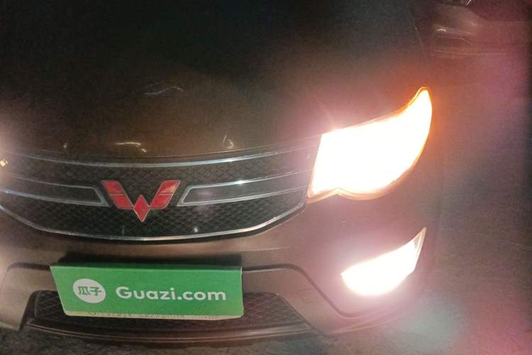 Used Wuling Hongguang 2014 1.5L S Standard Version
