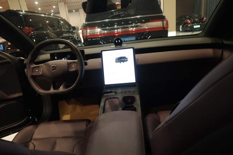 Used Nio ET5 2024 75 kWh