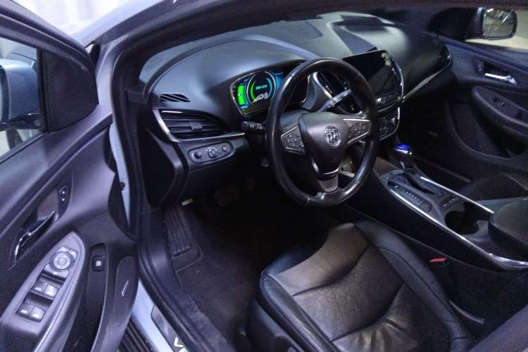 Used Buick VELITE 5 2017 Stylish Extended-Range Model
