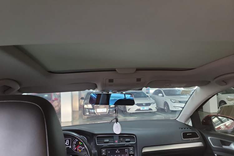 Used Volkswagen Golf 2018 230TSI Automatic Comfort Model