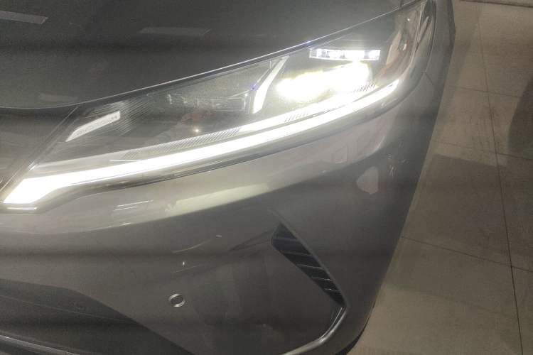 Used BYD Yuan UP 2025 Intelligent Driving Version 401 km Beyond-Range Edition
