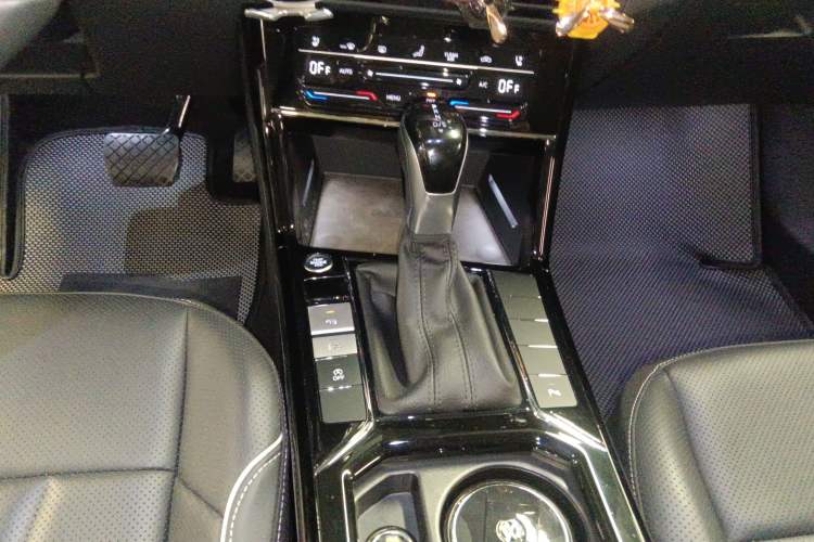 Used Volkswagen Passat 2024 330TSI Starry Elite Edition