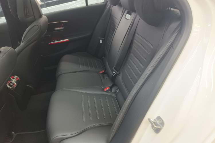 Used Mercedes-Benz C-Class 2024 Second Facelift C 260 L Sport Edition
