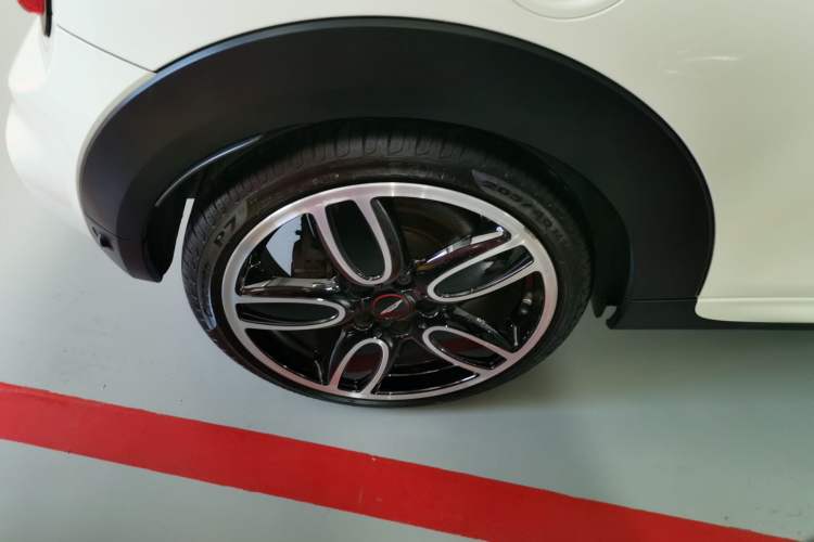 Used  MINI 2019 2.0T COOPER S Racing Driver
