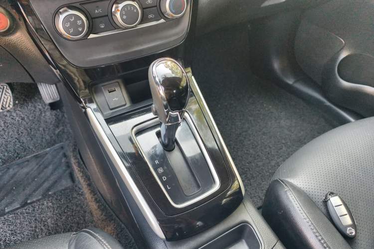 Used Nissan Sylphy 2019 1.6XV CVT Smart Connect Luxury Edition China VI Standard