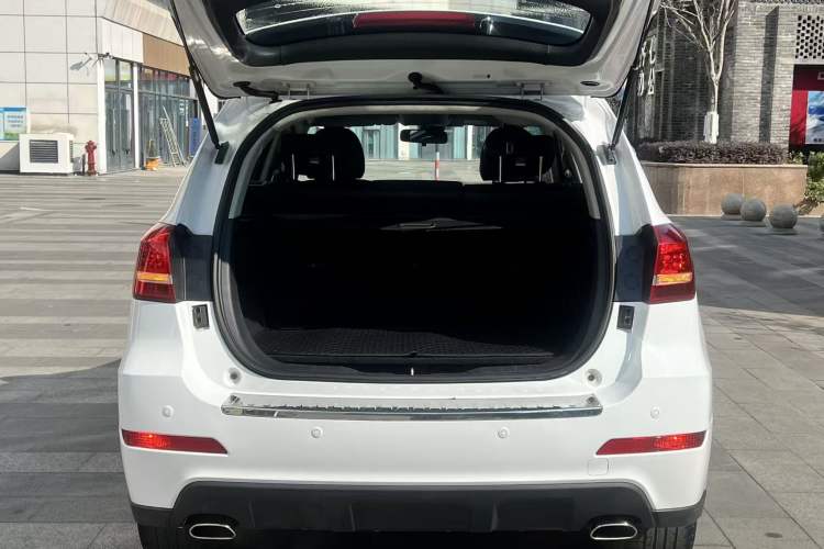 Used Haval H2 2016 Red-Label 1.5T Automatic Two-Wheel Drive Luxury Model