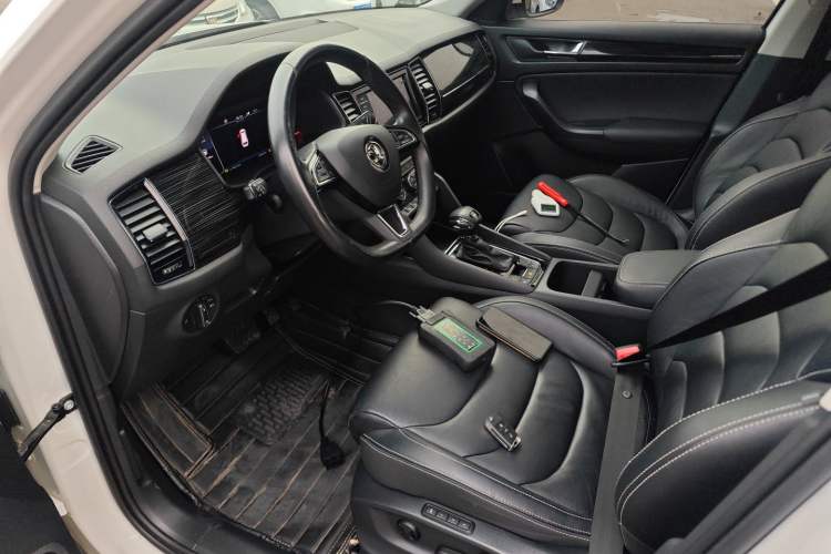 Used Skoda Kodiaq 2019 Facelifted TSI330 5-Seater Two-Wheel-Drive Luxury Enjoyment Edition China VI Standard
