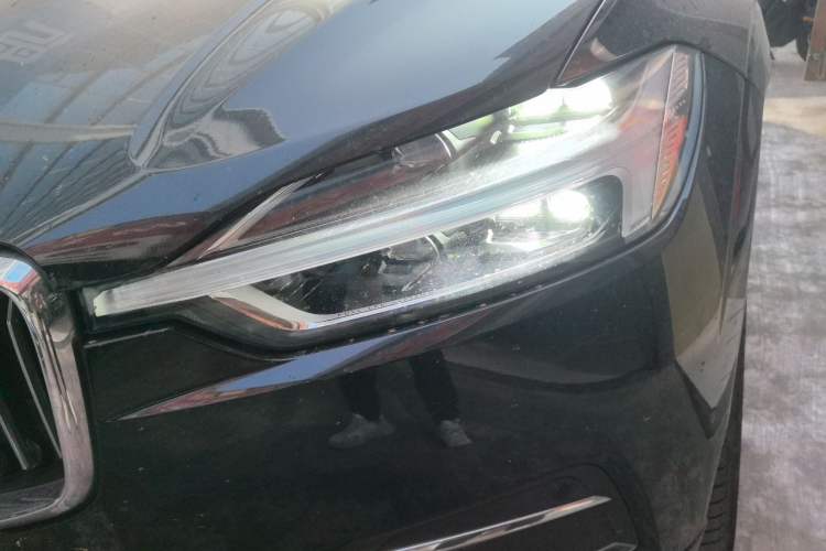 Used Volvo XC60 2021 T5 4x4 Smart Luxury Edition
