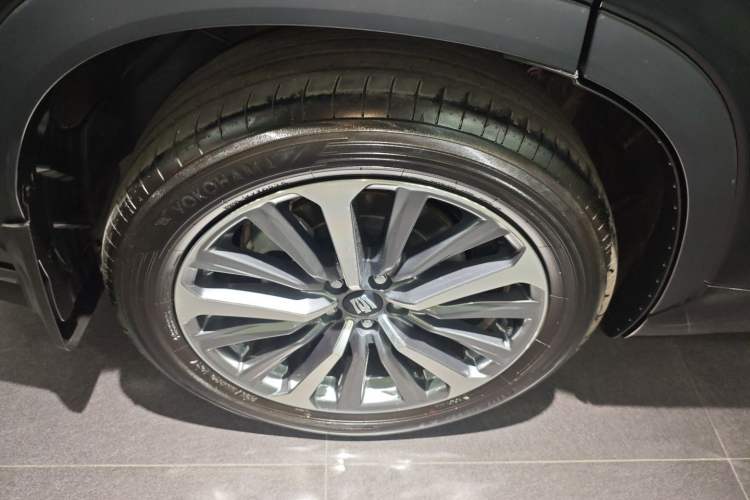 Used Toyota Crown Land Cruiser 2024 2.5L HEV Four-Wheel Drive Flagship Edition
