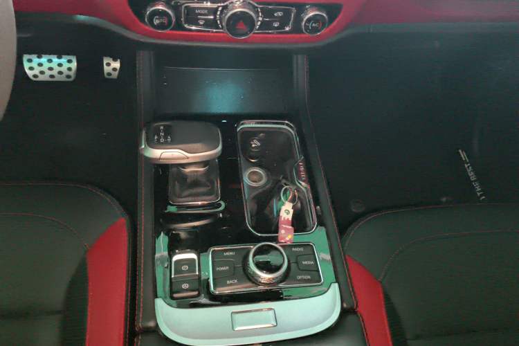 Used BAIC Off-Road BJ40 2023 2.0T Automatic Four-Wheel Drive Urban Hunter Edition Chivalrous Type
