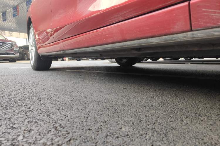 Used Mazda Mazda 3 Axela 2016 Sedan 2.0L Automatic Flagship Model
