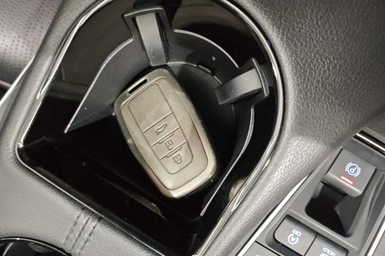 Used Toyota Avalon 2021 2.5L Luxury Edition
