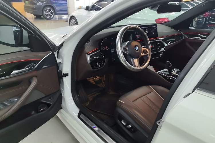 Used BMW 5 Series 2021 525Li M Sport Package
