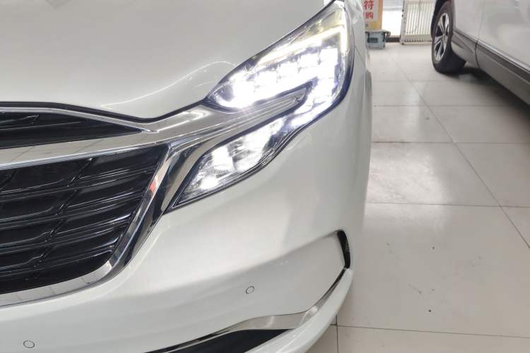 Used Buick GL8 2021 ES Landtrek 653T Smart Luxury Model
