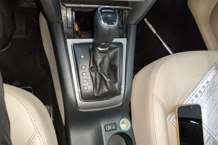 Used Skoda Octavia 2015 Classic Model 1.6L Automatic Yijie Version