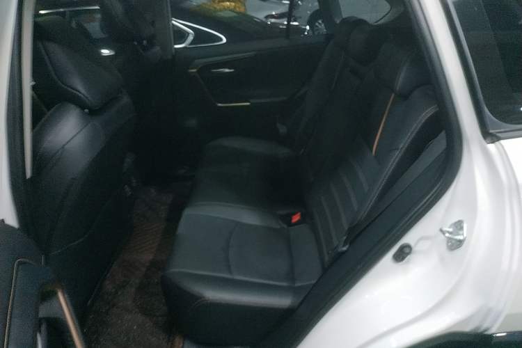 Used Toyota Wildlander 2024 2.0L CVT Two-Wheel Drive Luxury PLUS Edition
