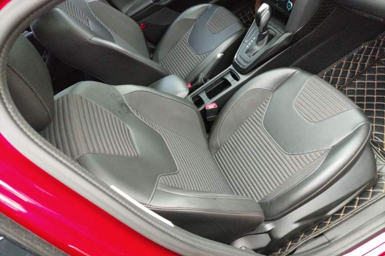 Used Ford Focus 2018 Sedan Classic 1.6L Automatic Trendy SmartDrive Edition