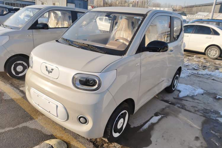 Used Wuling Hongguang MINIEV 2024 3rd Generation 215km Youth Edition
