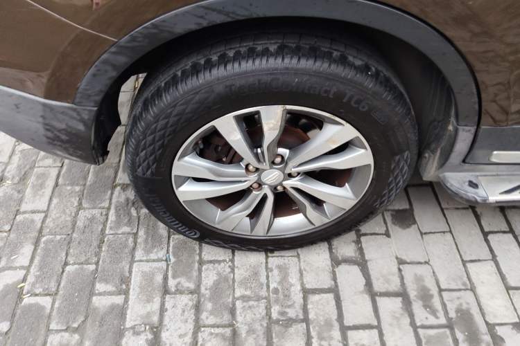 Used Geely Auto Emgrand X7 Sport 2016 1.8TD Automatic ZhiZun Version
