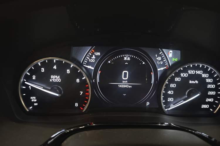 Used Cadillac XT5 2018 25T Luxury Model
