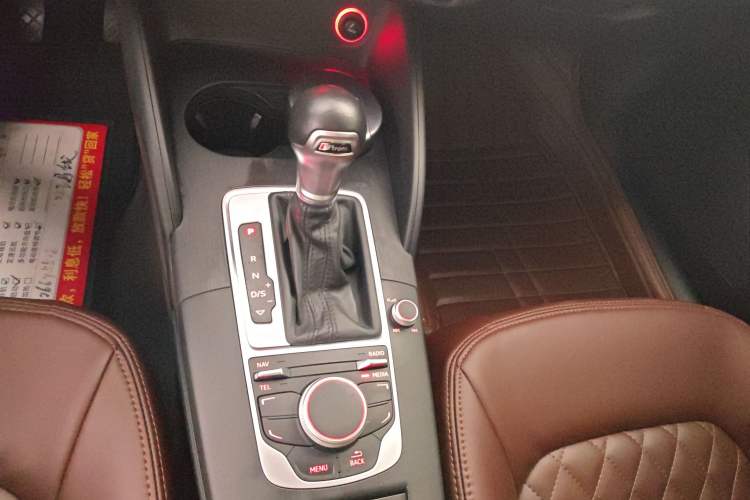 Used Audi A3 2016 Limousine 35 TFSI Prestige Edition
